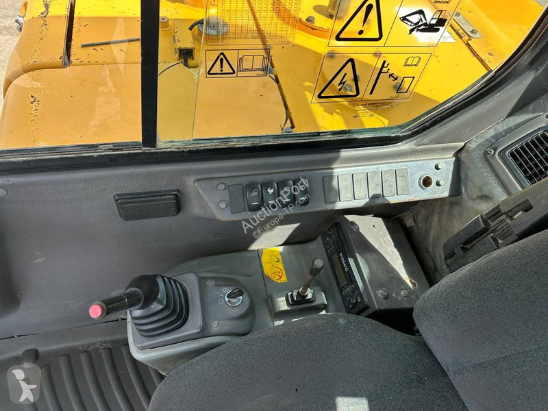 Rýpadlo Volvo D