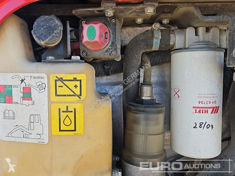 Экскаватор Volvo ECR25D
