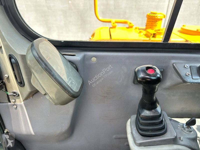 Rýpadlo Volvo D