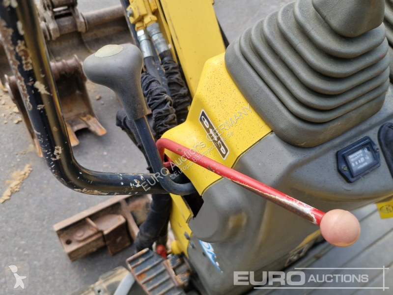 جرافة Yanmar SV08-1A(S)