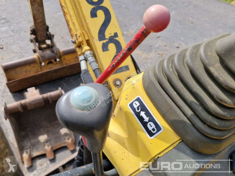 جرافة Yanmar SV08-1A(S)