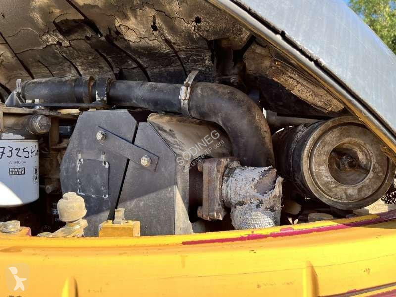 جرافة Komatsu  PC75UU-3
