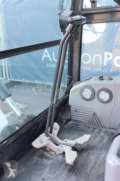 Rýpadlo Bobcat E20Z