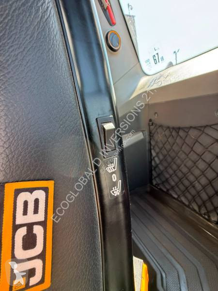 Rýpadlo JCB 210 XLC