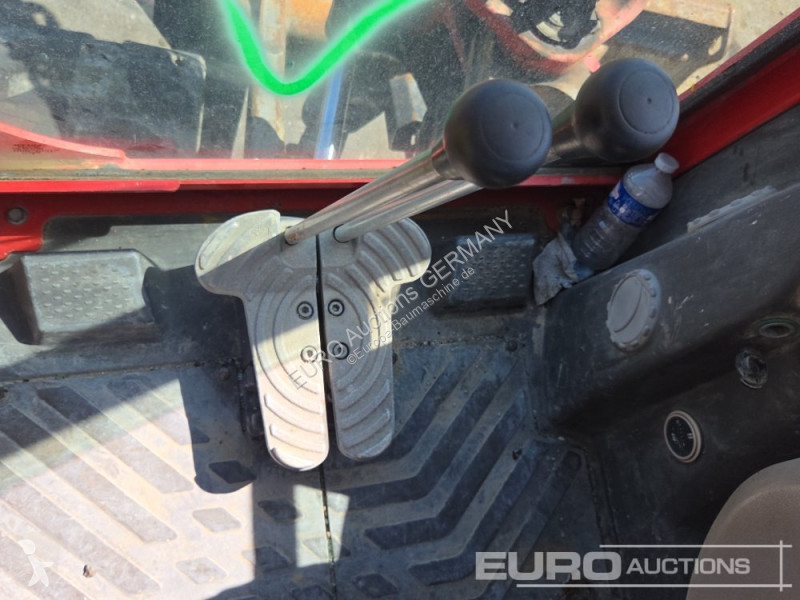 جرافة Volvo ECR50D