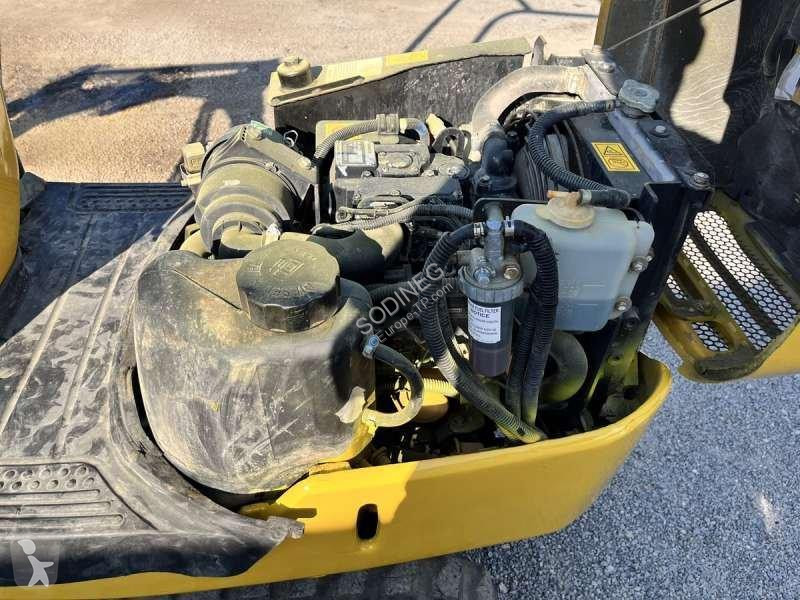 جرافة Komatsu  PC09-1