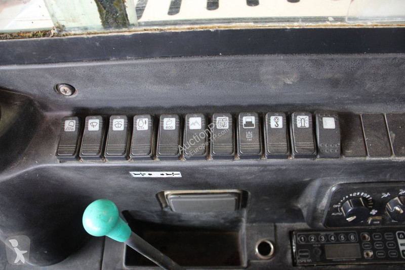 Excavator Takeuchi TB285