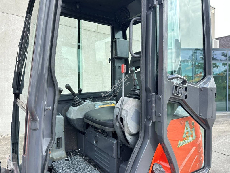 Excavadora Kubota KX155-3SZ