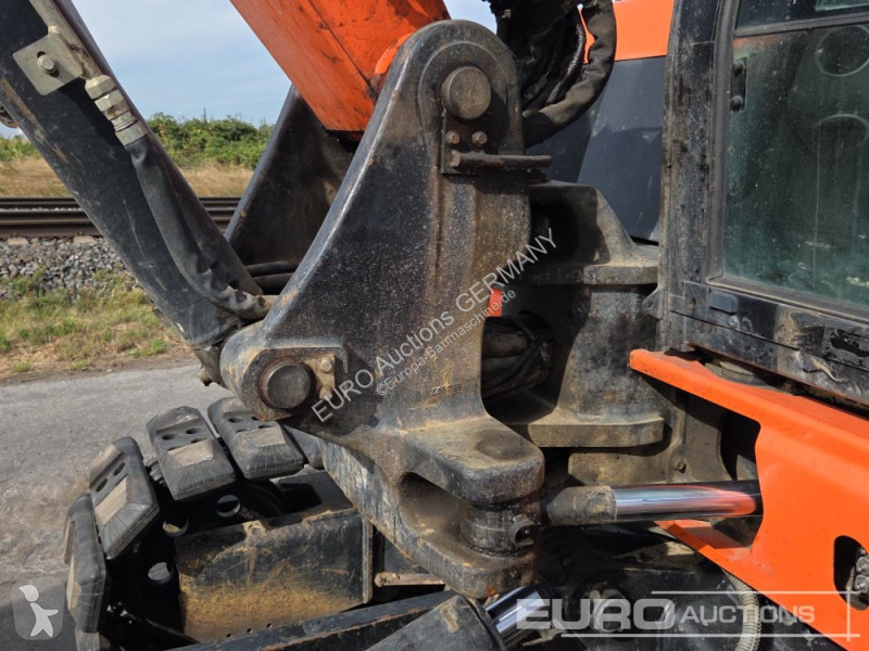 Excavadora JCB 86C-1