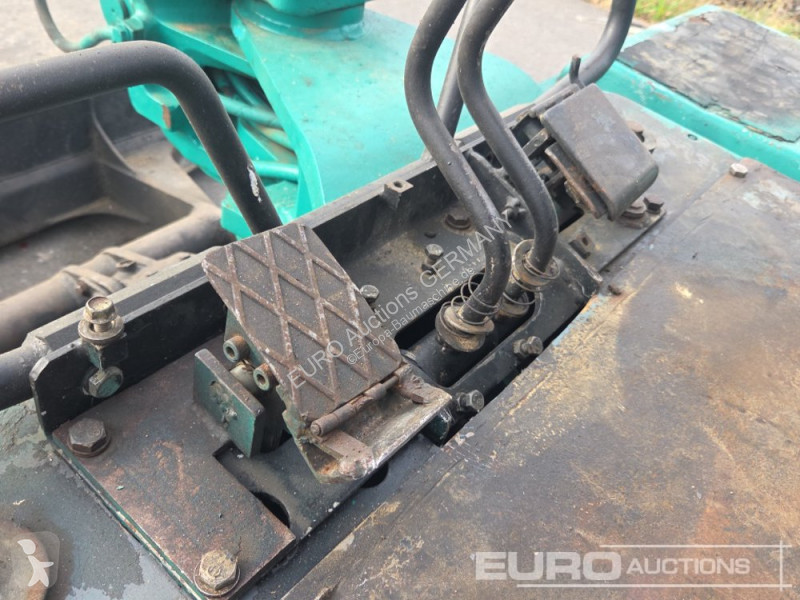 Багер Komatsu PC25-1