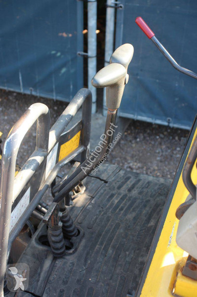 جرافة Yanmar E10SR