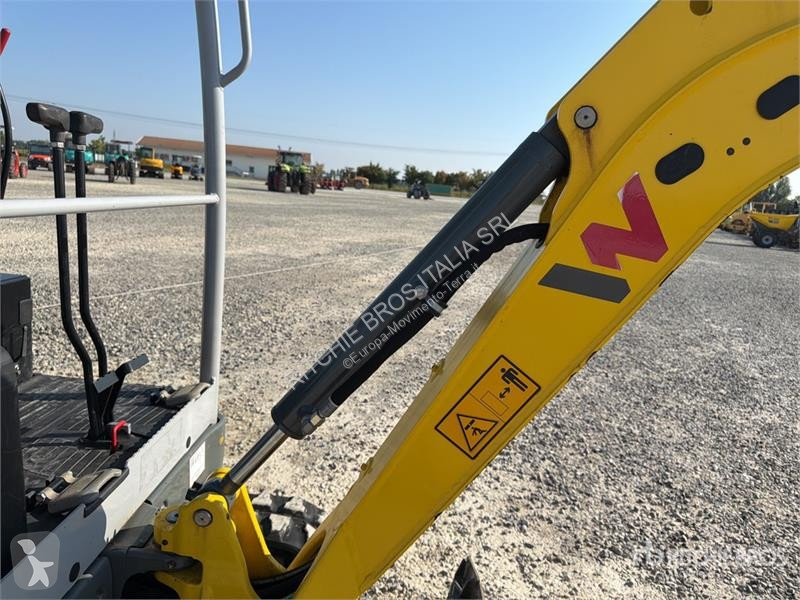 Екскаватор Wacker Neuson HS