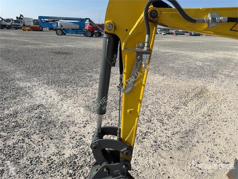 Екскаватор Wacker Neuson E