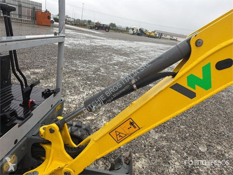 Екскаватор Wacker Neuson E