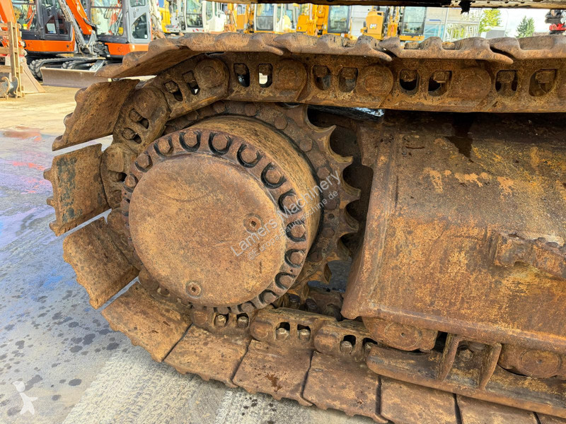 Екскаватор Caterpillar