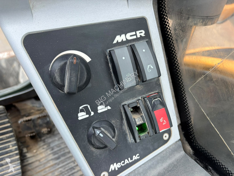Экскаватор Mecalac MEC01