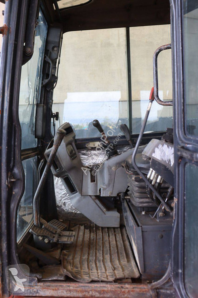 Excavadora Kubota KX165-5