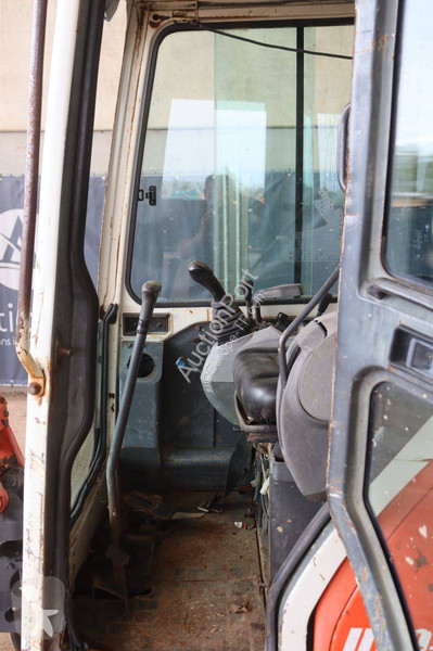 جرافة Kubota -3EU