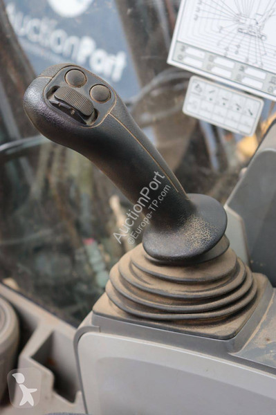 جرافة Caterpillar 320FL