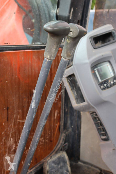 Excavadora Kubota KX080-4