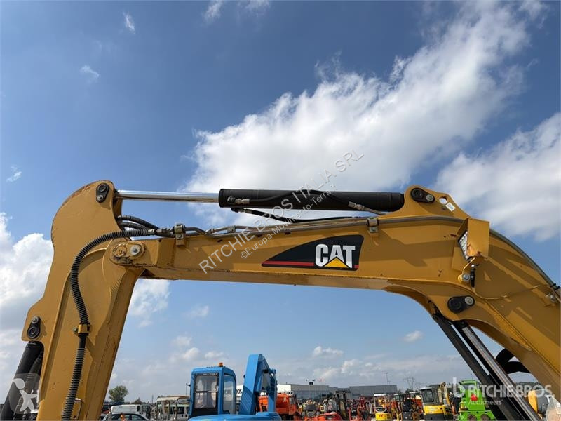 Skovel Caterpillar CR Mini Excavator (Inoperable)