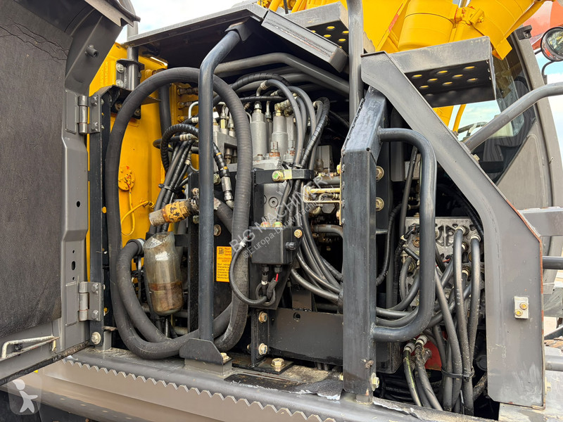 Skovel Hitachi ZX140-W3 | German machine