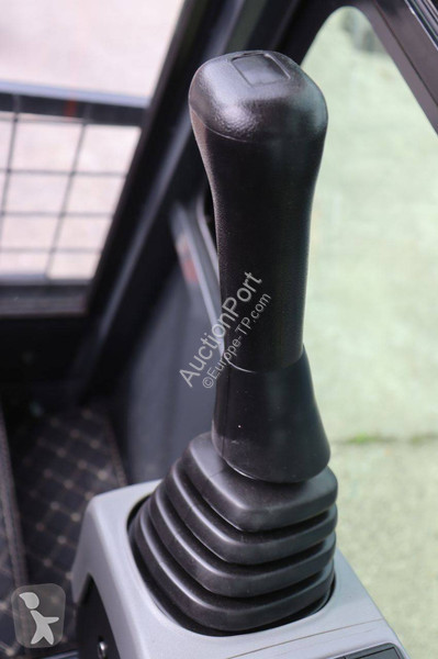 Pelle  XT18U