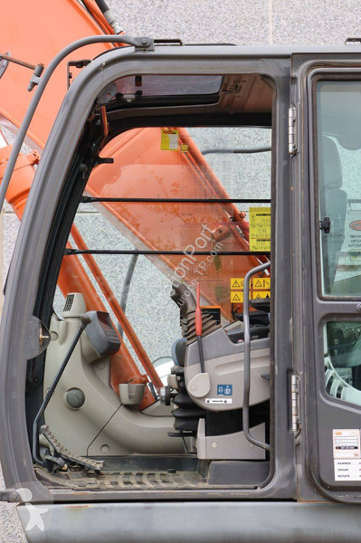 Pelle Hitachi