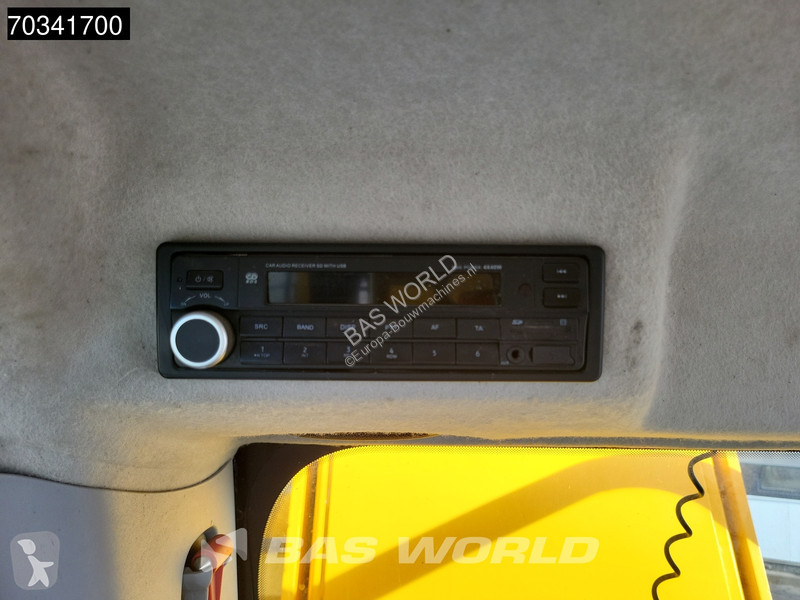 Pelle JCB JS175 Lift Cabin