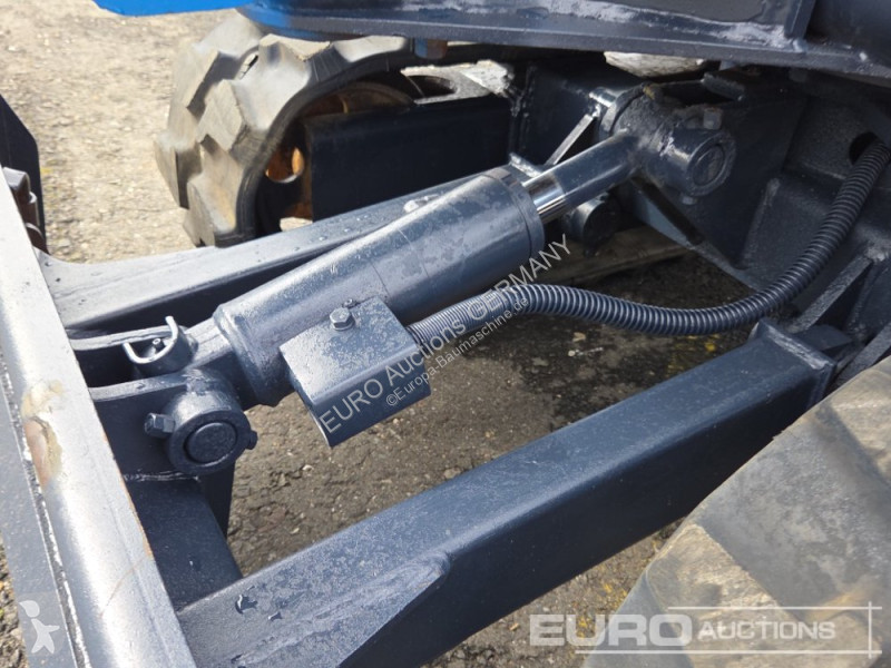 جرافة Kobelco SK014