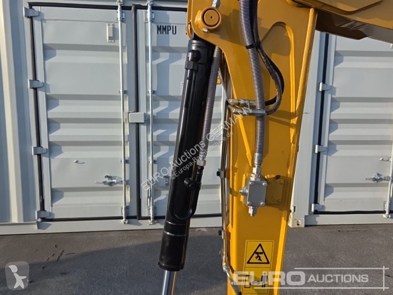 Багер Sany SY26U