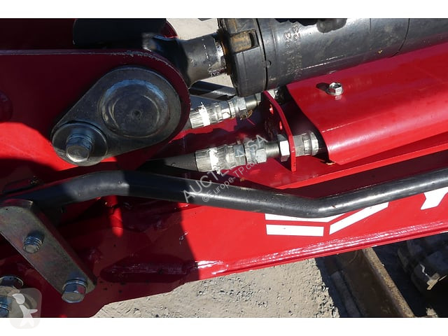 جرافة Yanmar VIO23-6