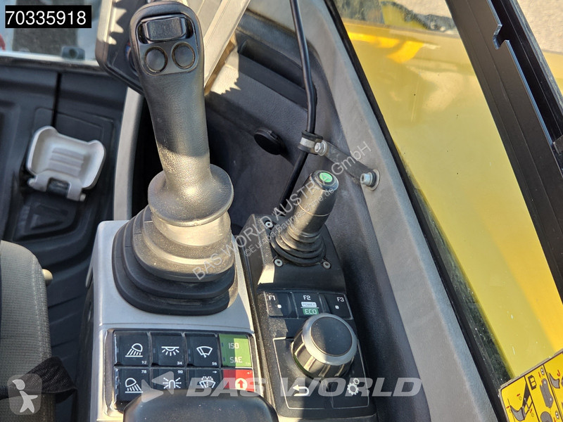 جرافة Wacker Neuson Powertilt