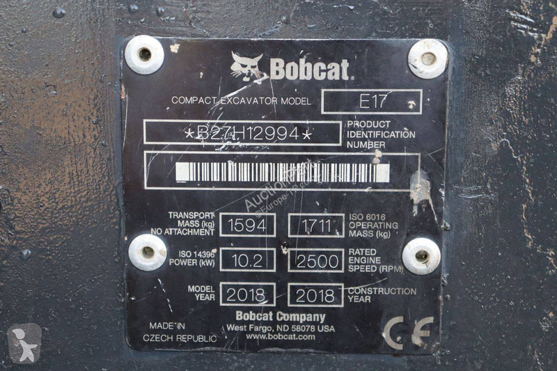 Багер Bobcat E17