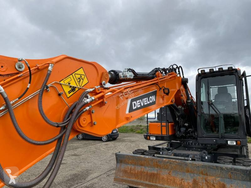 Excavator Develon DX160W-7K 2026 1er Main...