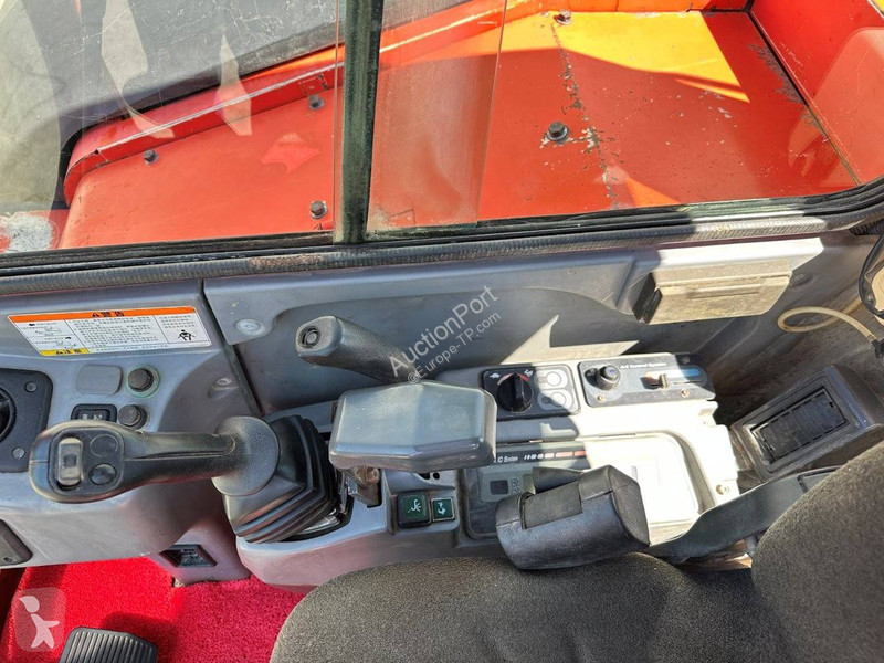 Багер Kubota KX185-3