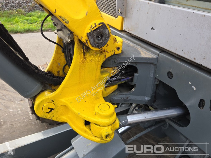 جرافة Wacker Neuson EZ38