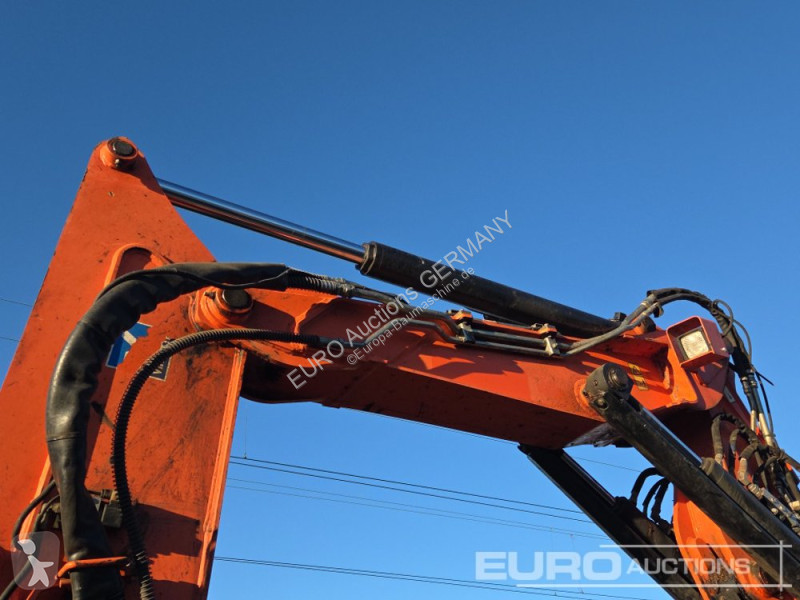 Багер JCB 86C-1