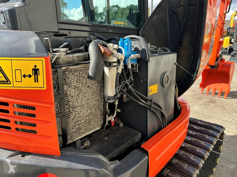 Escavadora Kubota KX155-3SZ