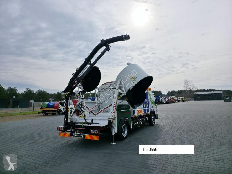 Camion Mitsubishi CANTER odkurzacz koparka...