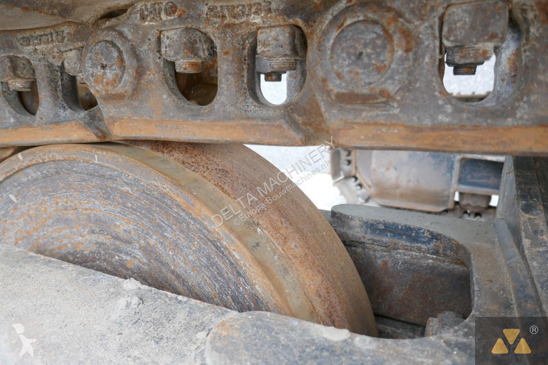 Excavator Caterpillar 325F LCR