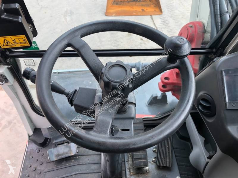 Escavadora Takeuchi TB295W