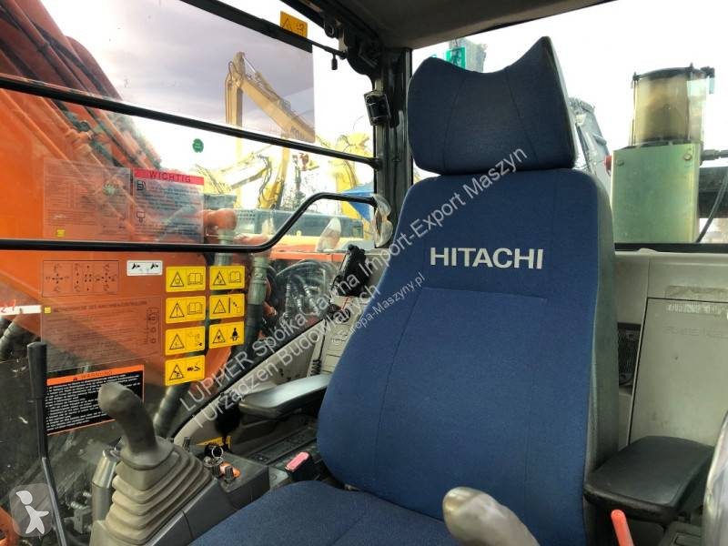 Excavator Hitachi ZX225USLC-3