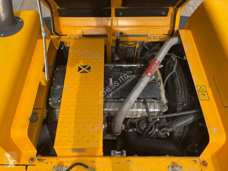 Skovl JCB -- JS 300 LC
