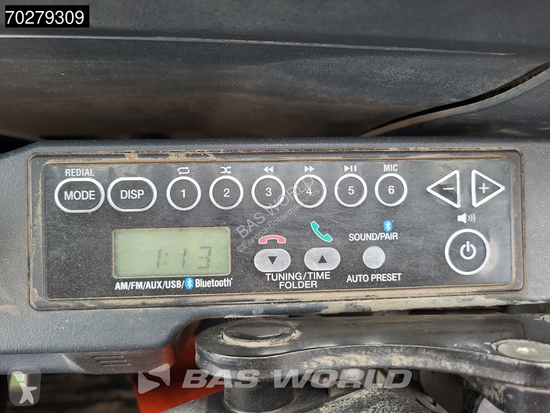 Escavadora Kobelco SK130 LC-11