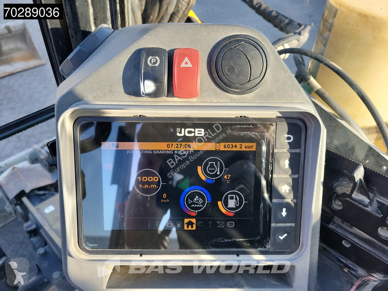 Escavadora JCB HD110W T4F HYDRADIG