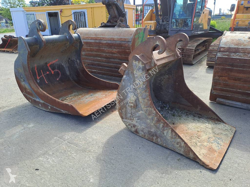 Excavadora Doosan -5 (Full Topcon 3D GPS)