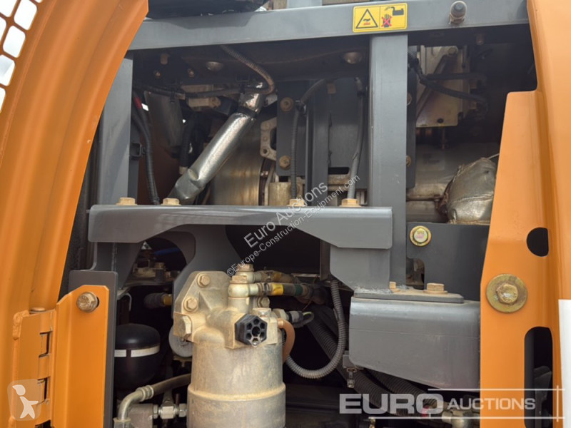 Escavatore Case D