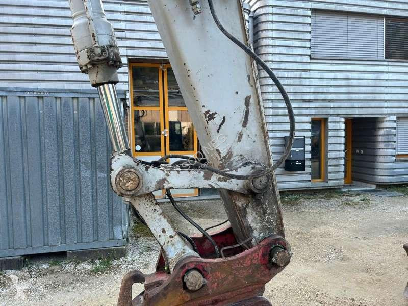 Skovl Takeuchi