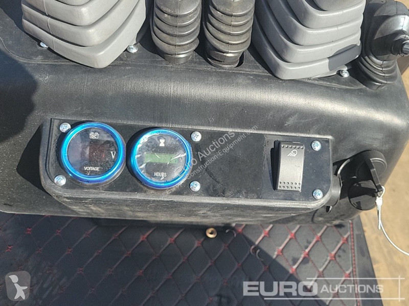 Excavator JPC HT12
